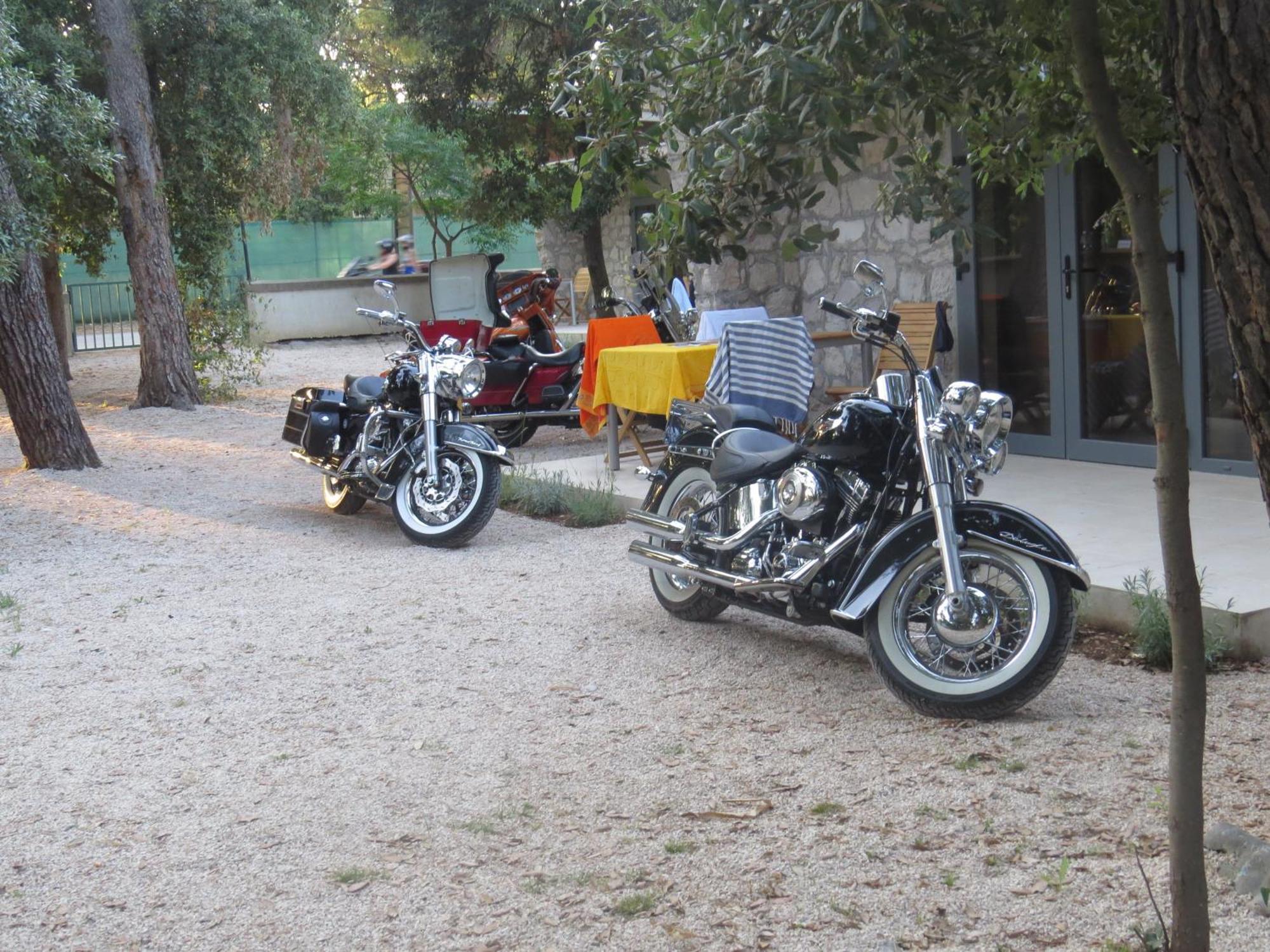 Camping Mia Bungalow & Mobile Home Biograd Na Moru Exteriör bild