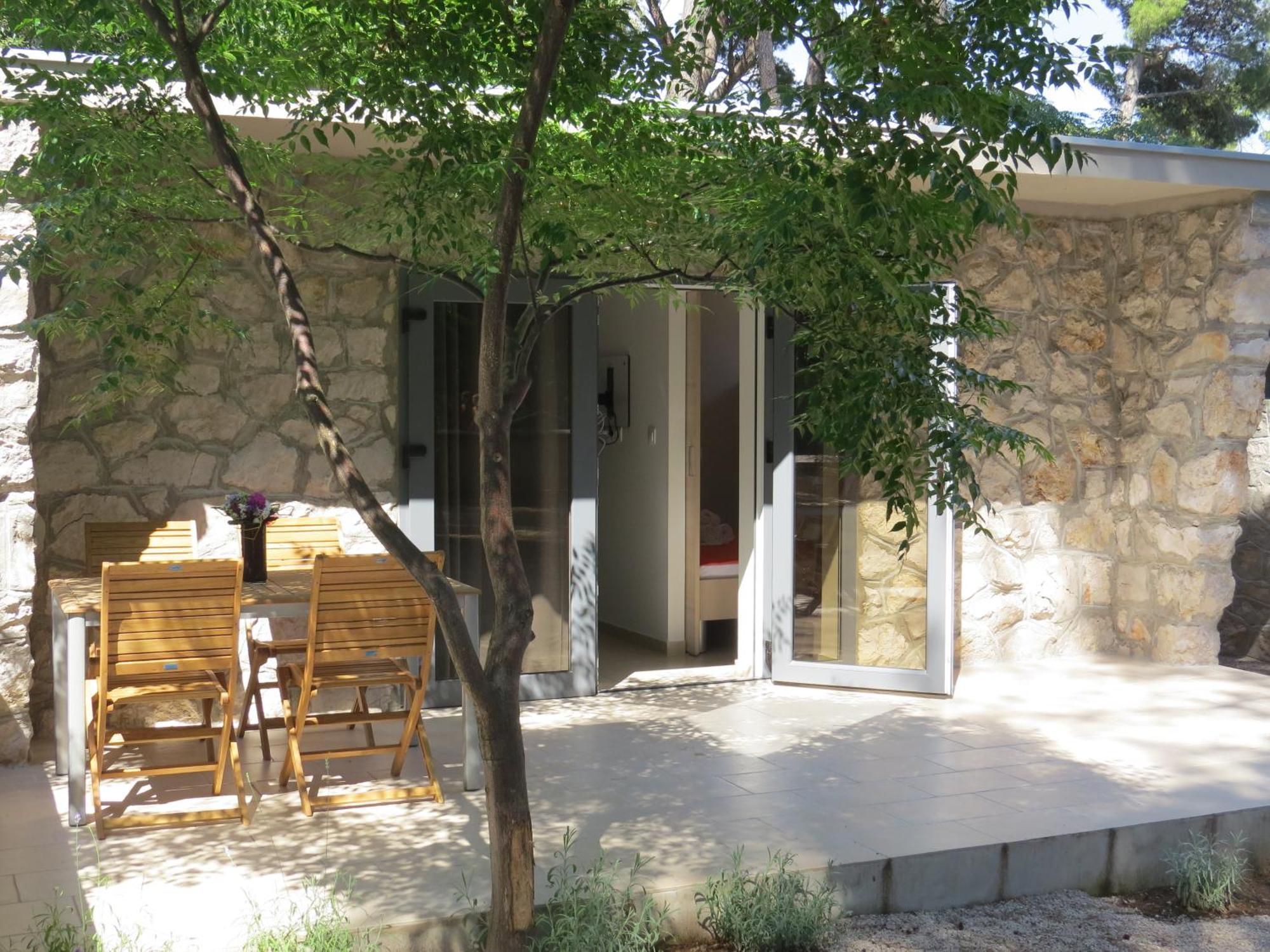 Camping Mia Bungalow & Mobile Home Biograd Na Moru Exteriör bild